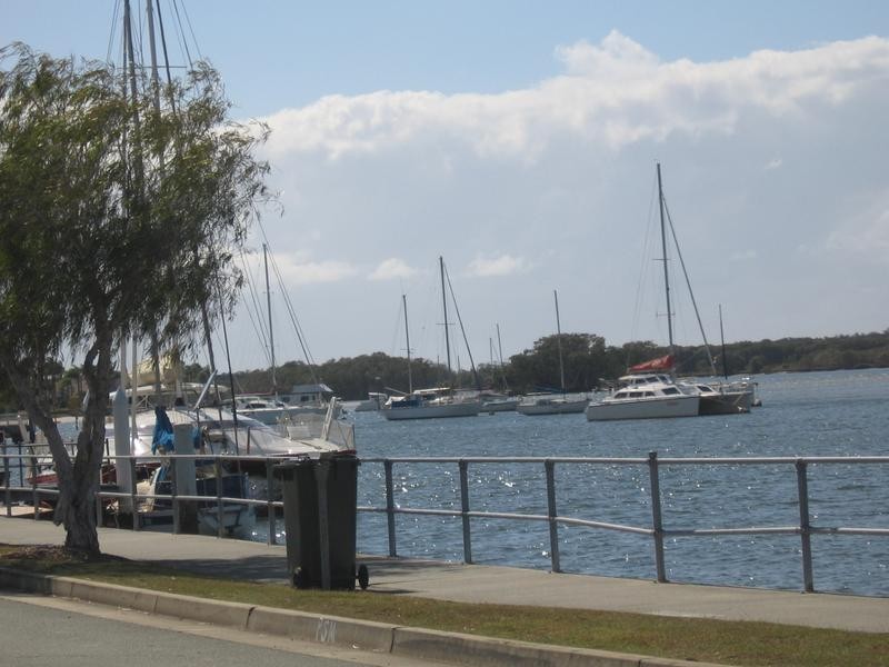 40 BOYKAMBIL ESPLANADE, Hope Island QLD 4212