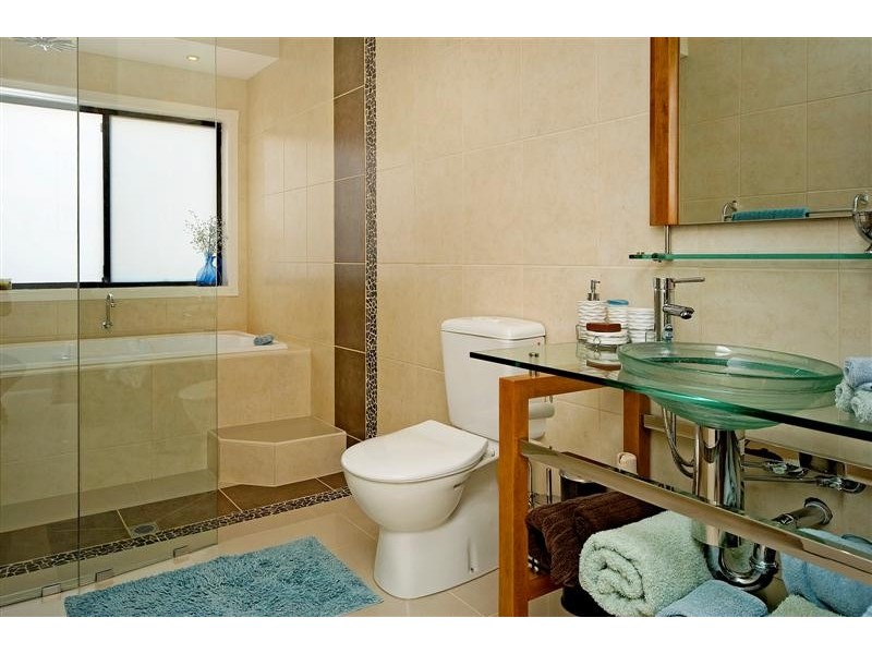 1030 ROSEBANK WAY, Hope Island QLD 4212