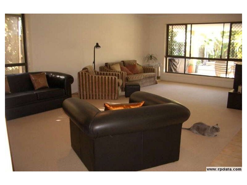 20 Lee-Anne Crescent, Helensvale QLD 4212