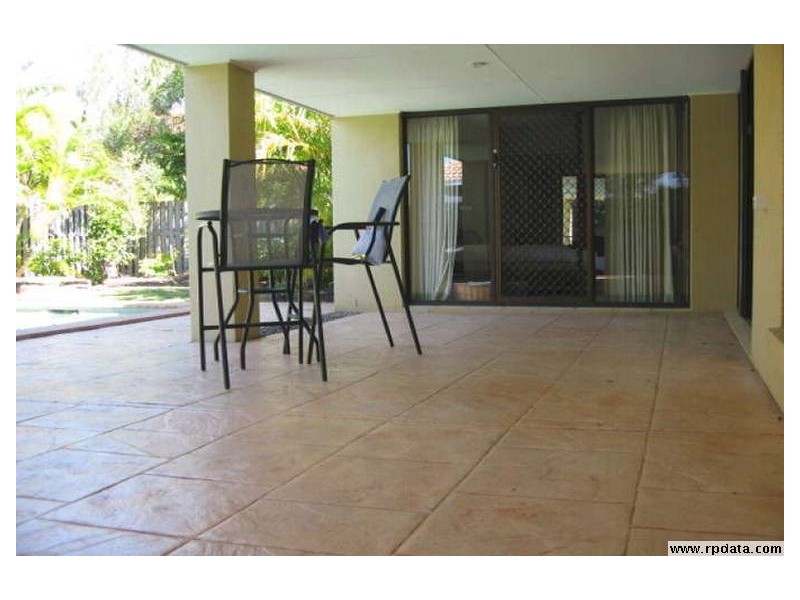 20 Lee-Anne Crescent, Helensvale QLD 4212