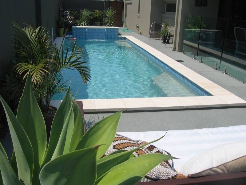6 RUTHENIUM CRT, Hope Island QLD 4212
