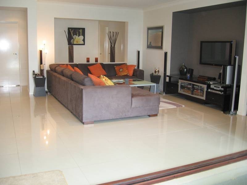6 RUTHENIUM CRT, Hope Island QLD 4212