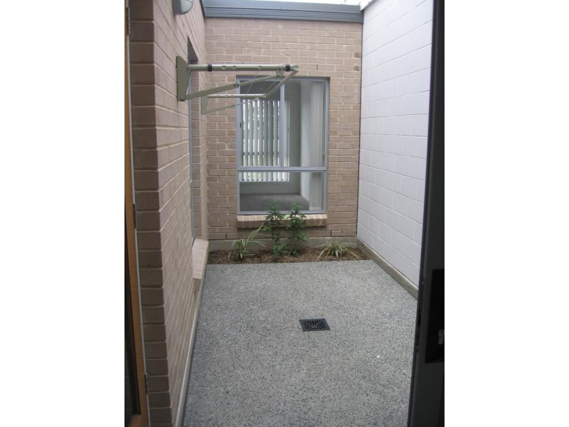 51/51 SICKLE AVE, Hope Island QLD 4212