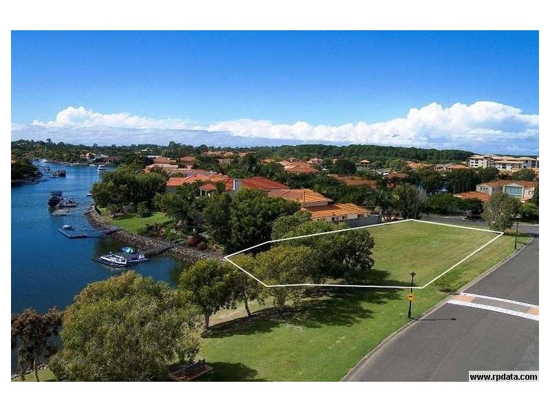 1090 Killymoon Drive, Hope Island QLD 4212