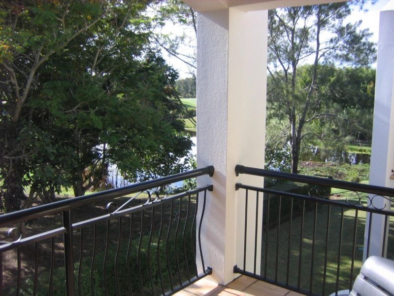 Hope Island QLD 4212