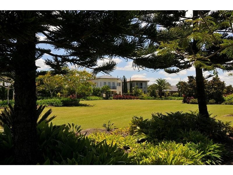 2525 Gracemere Circuit North, Hope Island QLD 4212