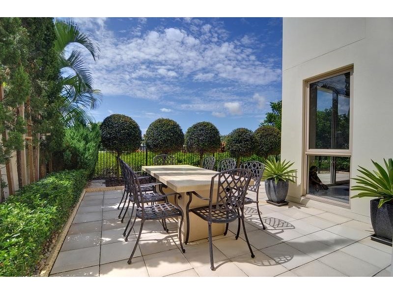 2525 Gracemere Circuit North, Hope Island QLD 4212