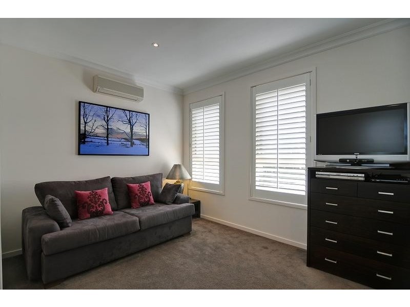 2525 Gracemere Circuit North, Hope Island QLD 4212