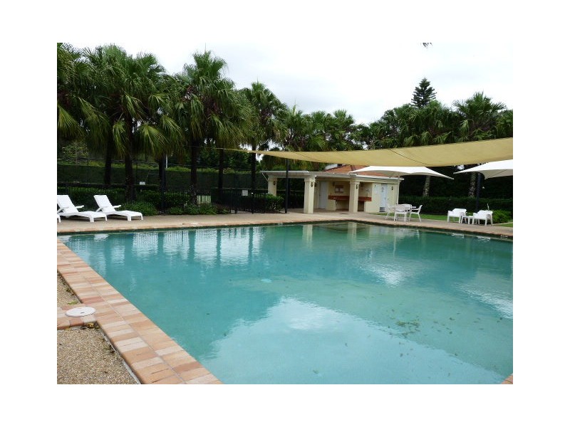 8394 MAGNOLIA DRIVE, Hope Island QLD 4212