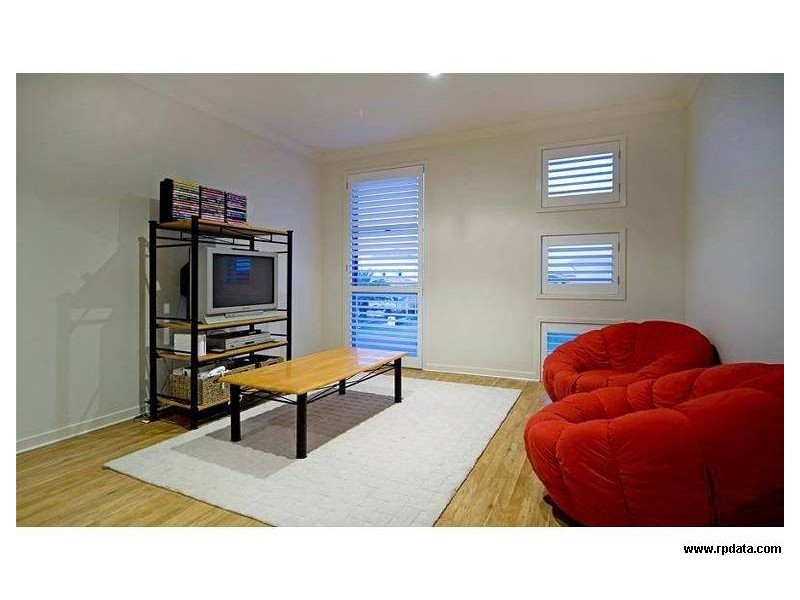 2542 Gracemere Cct West, Hope Island QLD 4212