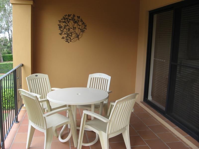 3281 PALLADIAN DRIVE, Hope Island QLD 4212