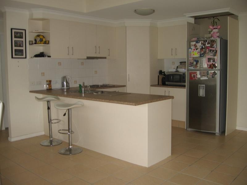 21 AKOONAH ST, Hope Island QLD 4212