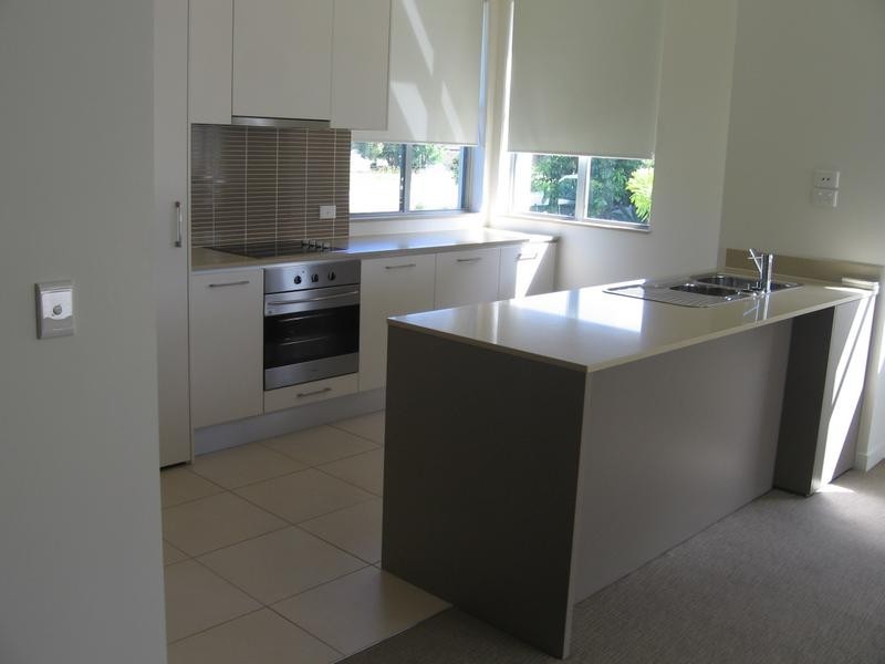 726/66 Sickle Ave, Hope Island QLD 4212