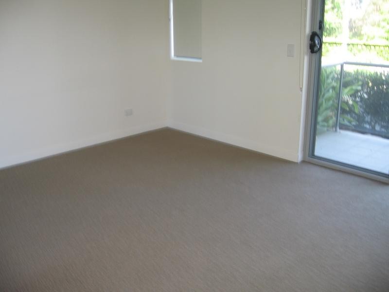 726/66 Sickle Ave, Hope Island QLD 4212