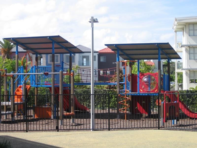 726/66 Sickle Ave, Hope Island QLD 4212