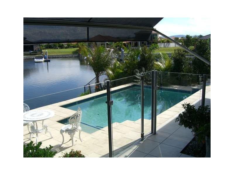 8 MANDOLIN DRIVE, Hope Island QLD 4212