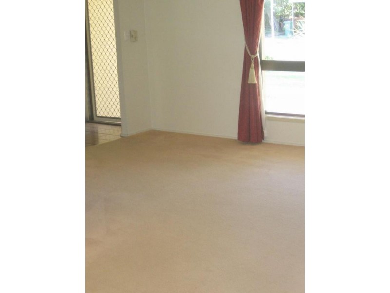 16 Burrinjuck Drive, Coombabah QLD 4216