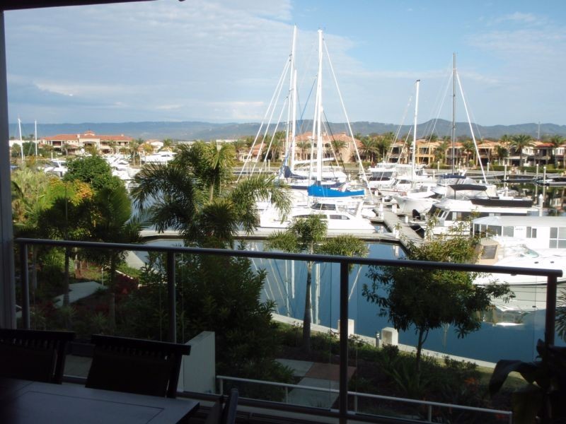 Hope Island QLD 4212