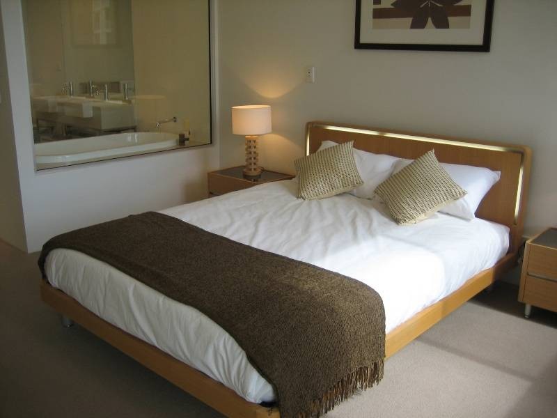 Hope Island QLD 4212