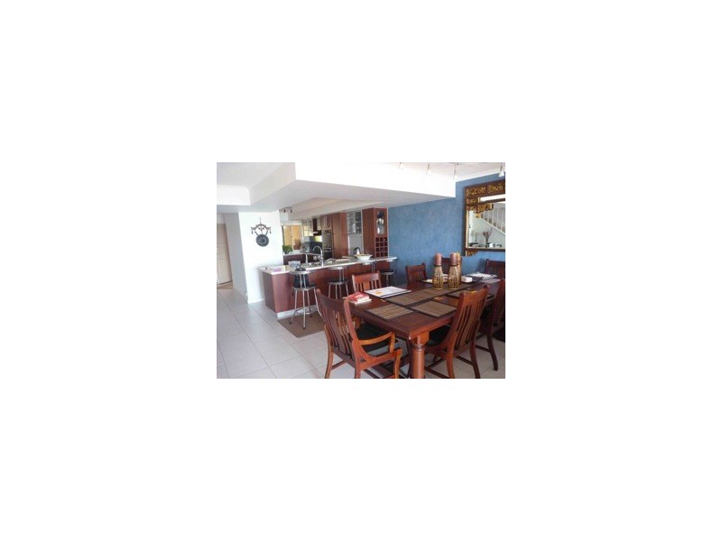 60/3 MARINA CRESCENT, Runaway Bay QLD 4216