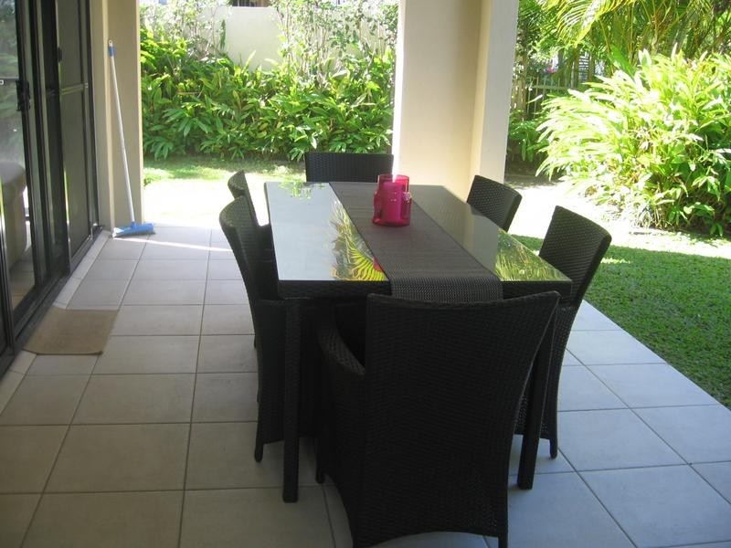 6018 CALARDO AVE, Hope Island QLD 4212