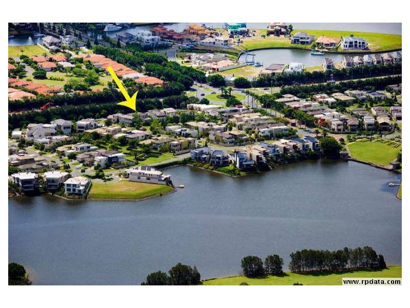 6018 CALARDO AVE, Hope Island QLD 4212