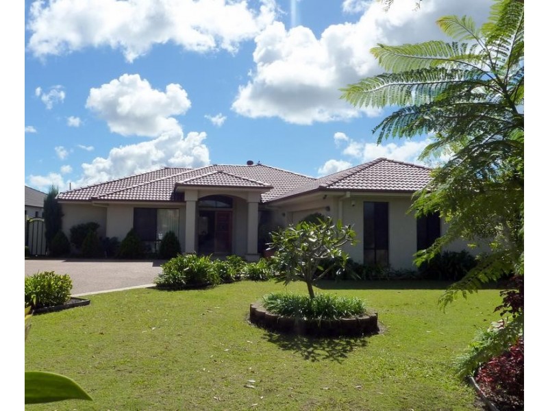 1 Windchimes Way, Helensvale QLD 4212