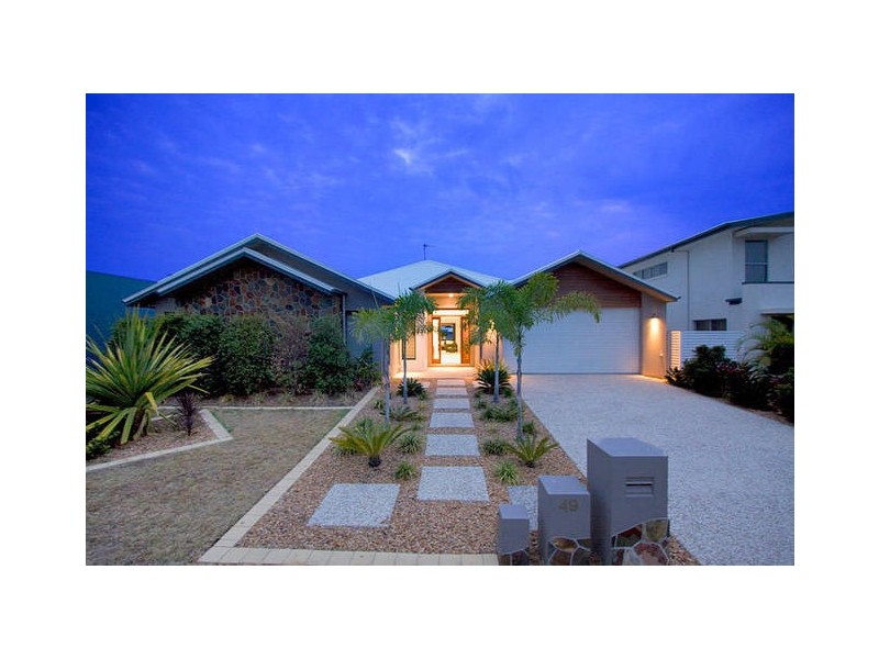 49 SOUTHAVEN DRIVE, Hope Island QLD 4212