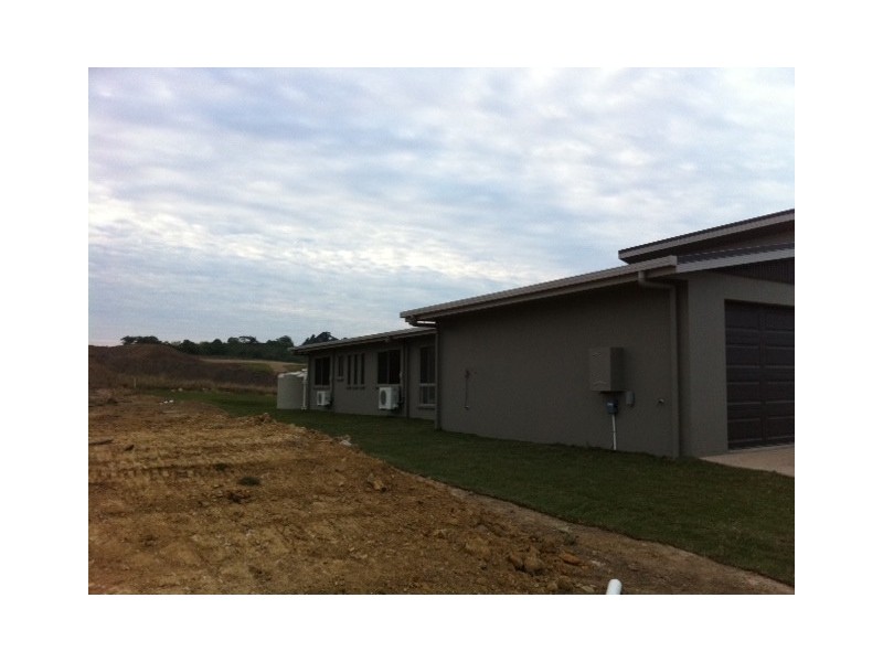 7 Gair Street, Rural View QLD 4740