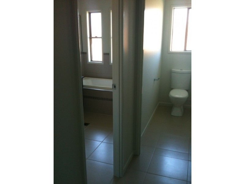 7 Gair Street, Rural View QLD 4740