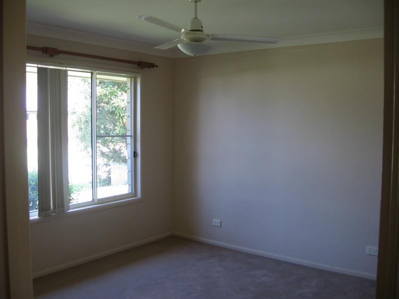 21 REDSTART ST, Upper Coomera QLD 4209