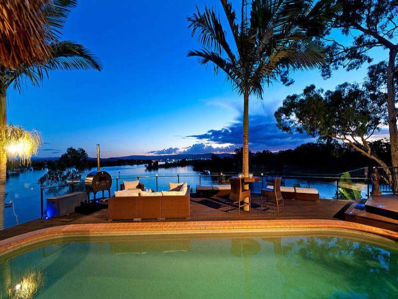 Hope Island QLD 4212