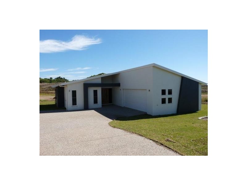 26 Douglas Crescent, Rural View QLD 4740