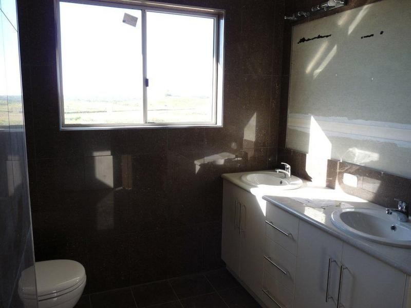 26 Douglas Crescent, Rural View QLD 4740