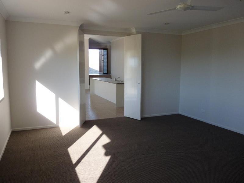 26 Douglas Crescent, Rural View QLD 4740