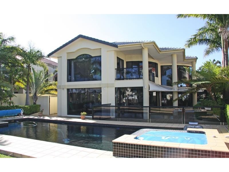 1157 Rosebank Way, Hope Island QLD 4212