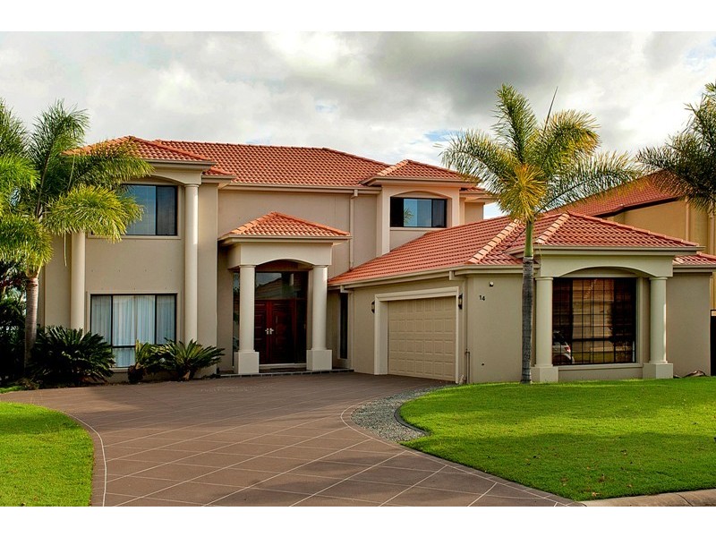 14 Windchimes Way, Oyster Cove, Helensvale QLD 4212