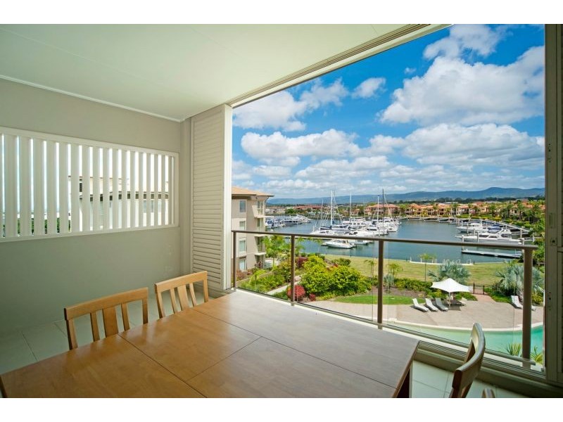 Hope Island QLD 4212