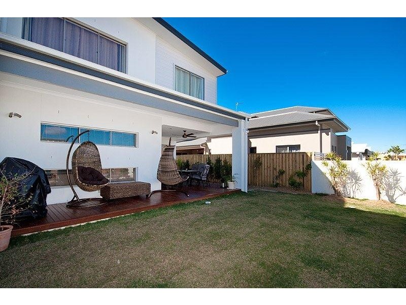 26 Cova Boulevard, Hope Island QLD 4212