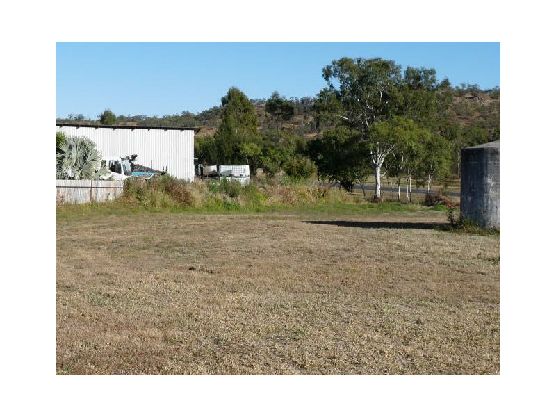 19 ECLIPSE STREET, Springsure QLD 4722