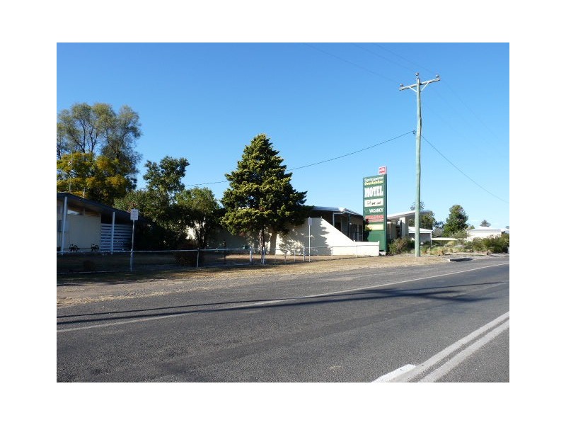 19 ECLIPSE STREET, Springsure QLD 4722