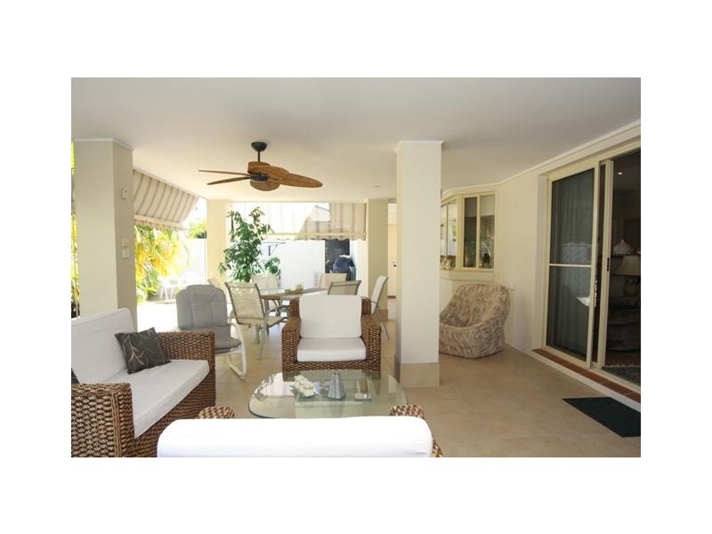 1607 Richmond Court, Hope Island QLD 4212