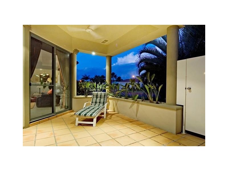 1621 Rosebank Way, Hope Island QLD 4212