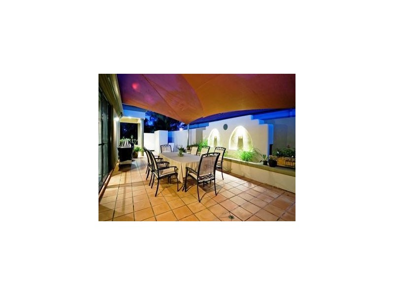 1621 Rosebank Way, Hope Island QLD 4212