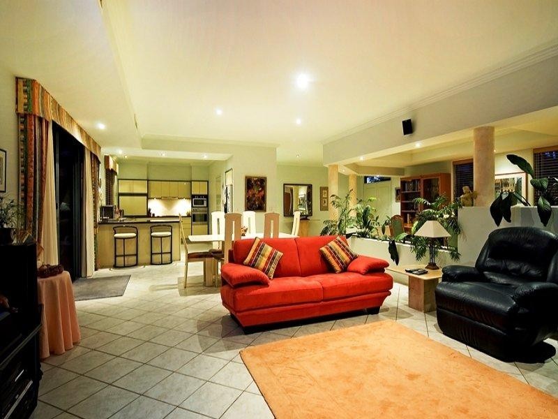 1621 Rosebank Way, Hope Island QLD 4212