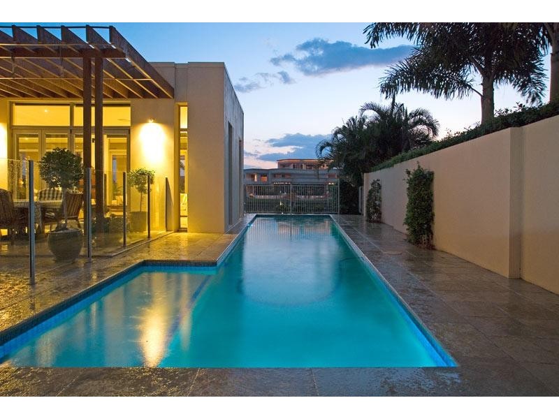 1671 Riverdale Drive, Hope Island QLD 4212