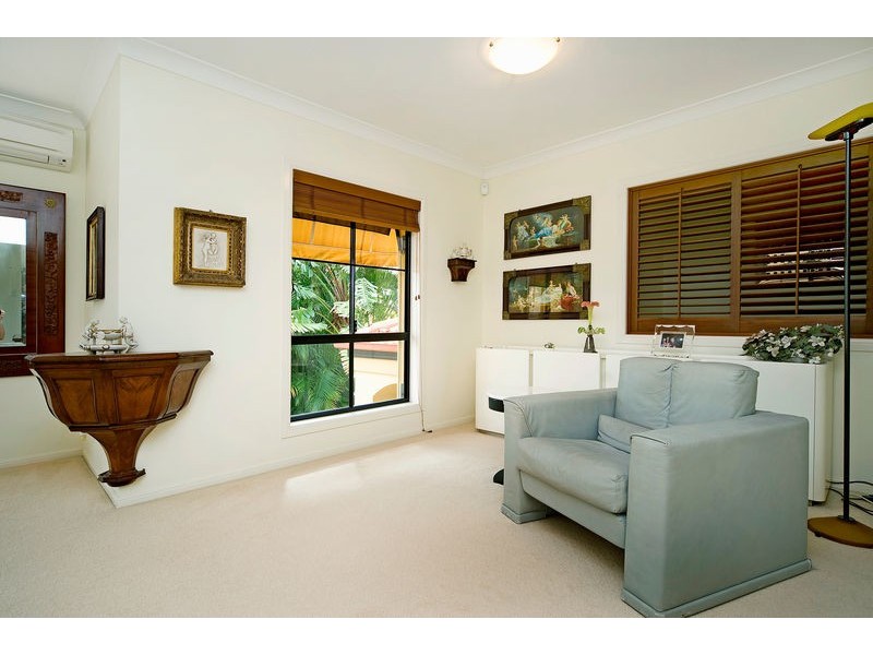 1609 Richmond Court, Hope Island QLD 4212