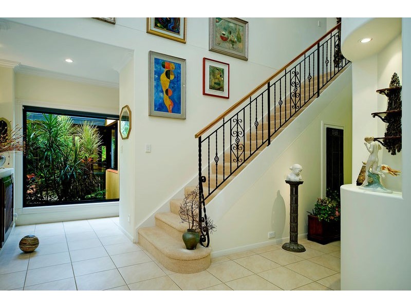 1609 Richmond Court, Hope Island QLD 4212