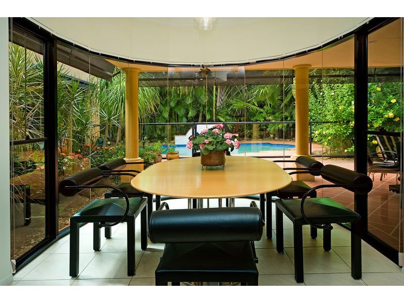 1609 Richmond Court, Hope Island QLD 4212