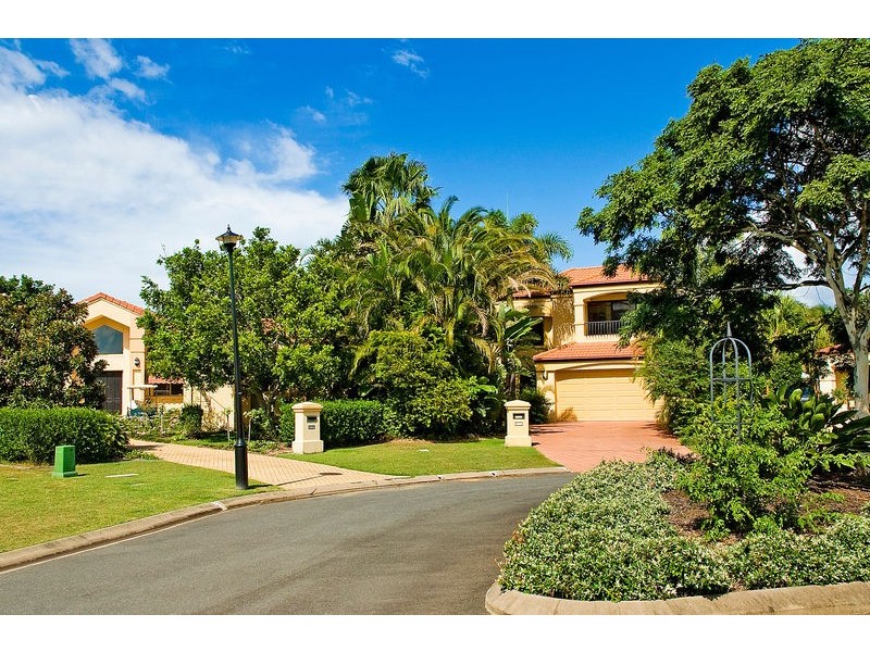 1609 Richmond Court, Hope Island QLD 4212